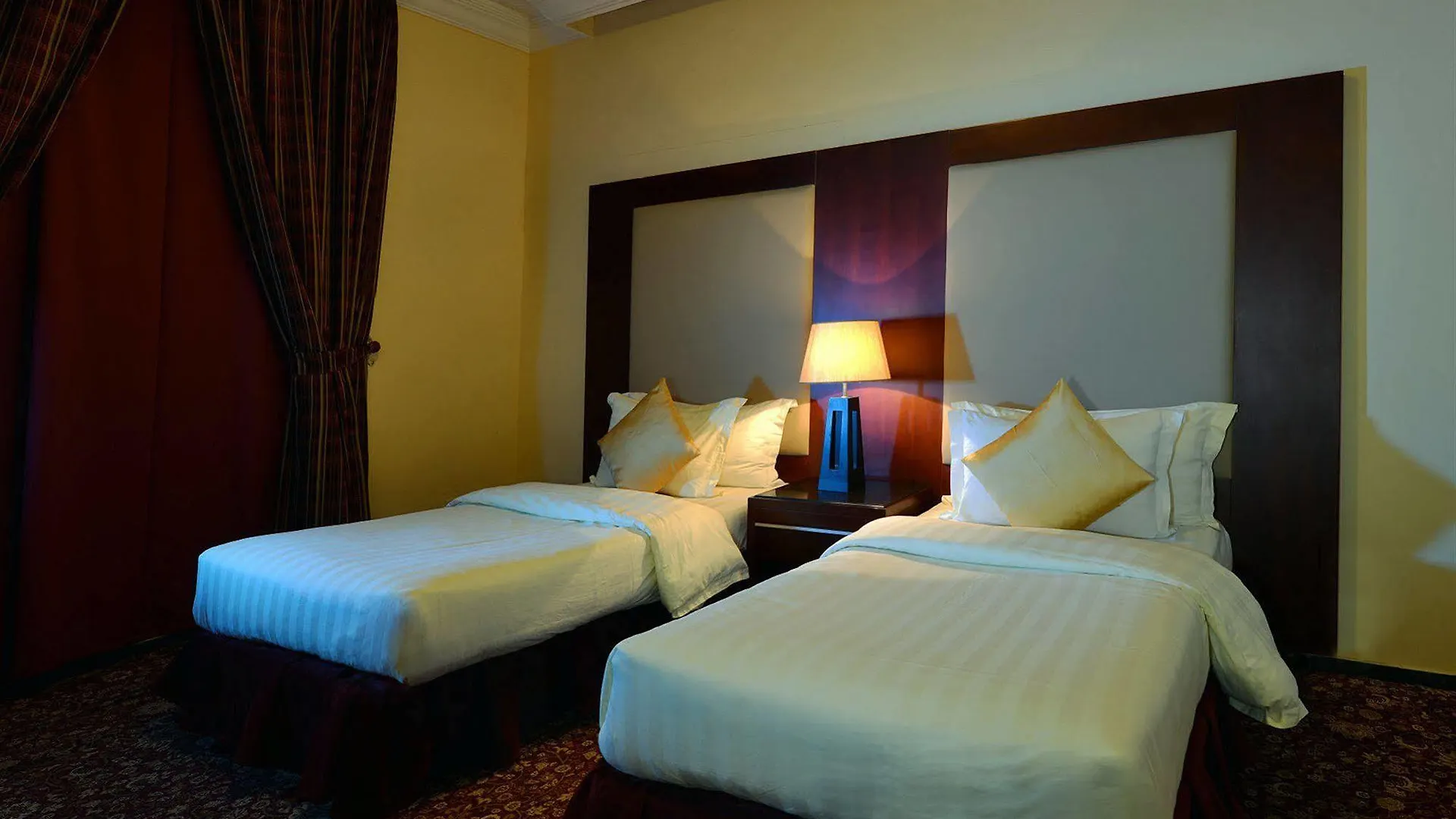 Boudl Palestine Aparthotel Jeddah 3*,