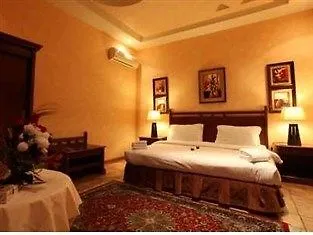 Boudl Palestine Aparthotel Jeddah 4*,